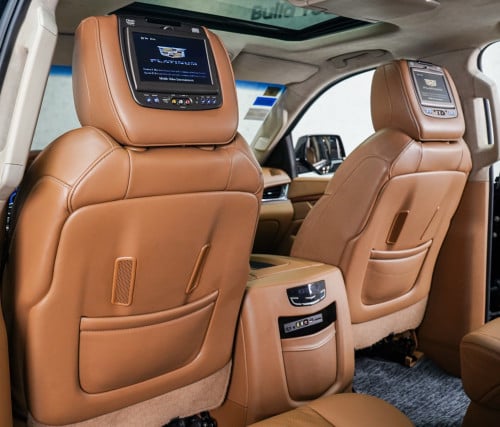 Cadillac Escalade 2016 V8 ទឹកនៅសុីន95%