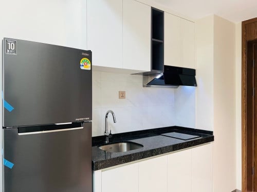 Condo for rent 公寓出租 / Rental fee 租金: 650$/month (Can negotiation)