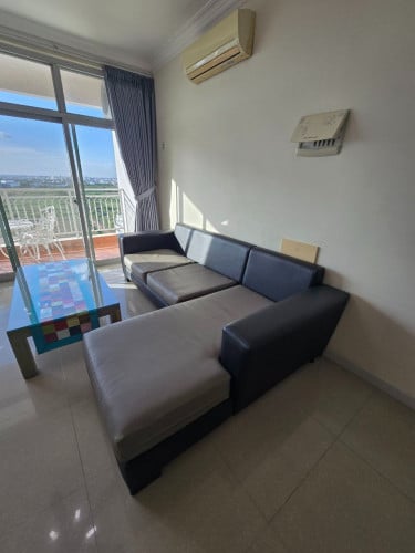 Condo for rent 公寓出租 / Rental fee 租金: 750$ (Can negotiation)
