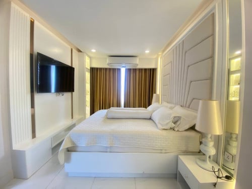 Condo Vista one bedroom resell