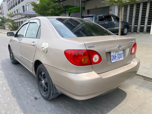 Corolla 2003 LE សាច់ដែលស្អាត ឡានថ្មី ម្ចាស់ដើម