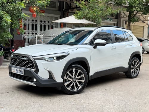corolla . cross.  ឆ្នាំ​ -023 - full  . ទឹក​ថ្នាំ​ សុីនមួយជុំ​