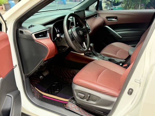 corolla . cross.  ឆ្នាំ​ -023 - full  . ទឹក​ថ្នាំ​ សុីនមួយជុំ​