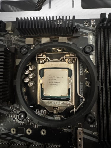 CPU i5-10400F 50💲
