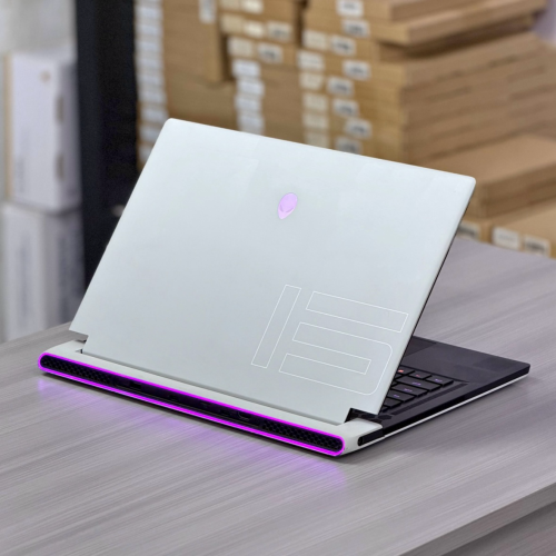 Dell Alienware X15 R1