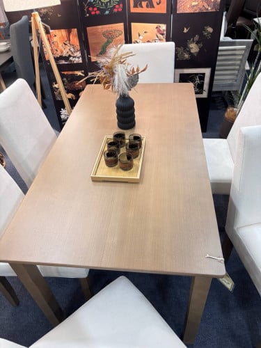 Dinning table