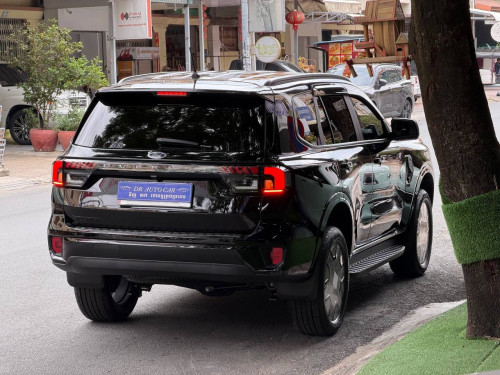 Ford Everest Sport 2026 ប្រើ​10000kmម៉ាស៊ូត​ ឡាន​ក្រុមហ៊ុន​