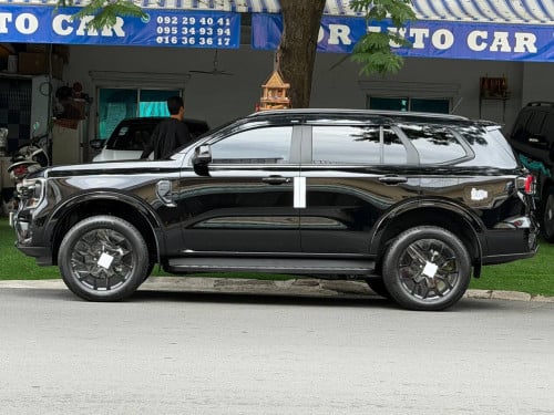 Ford Everest Sport 2026 ប្រើ​10000kmម៉ាស៊ូត​ ឡាន​ក្រុមហ៊ុន​