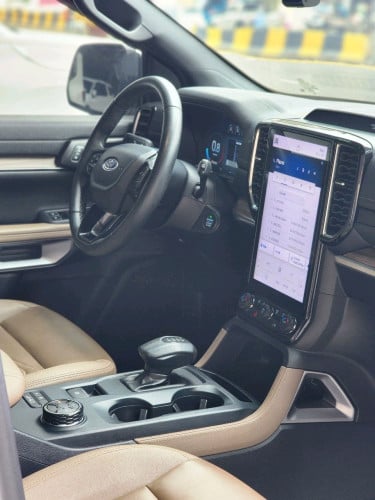 Ford Everest Titanium 2023