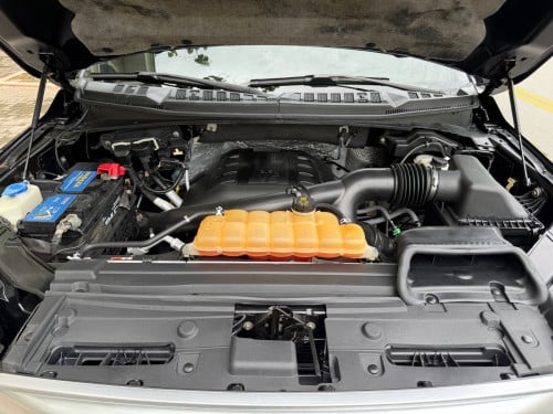 Ford F150 ឆ្នាំ 2015 full option កៅអីម៉ាស្សា កាំមេរ៉ា360 សោរពីគ្រាប់ ឡានថ្មី