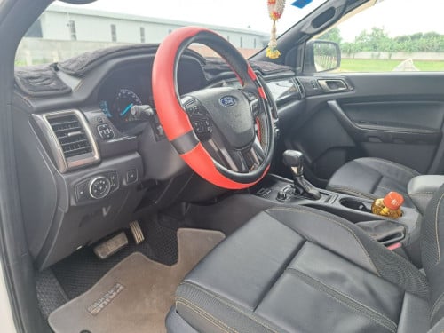Ford Wildtrak 019 9ម៉ឺនគីឡូ ហ្ស៊ីនមួយជុំ