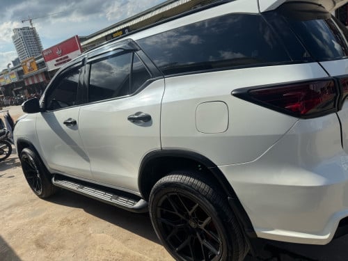 FORTUNER