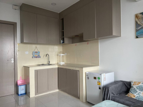 Fully Furnished Studio room near Mekong River