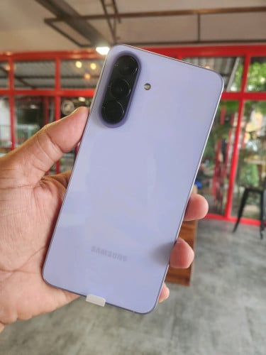 Galaxy A57 5G 8g/128g_Global(វៃដូរបាន)👉$399