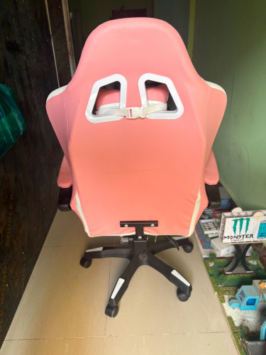 Gaming chair