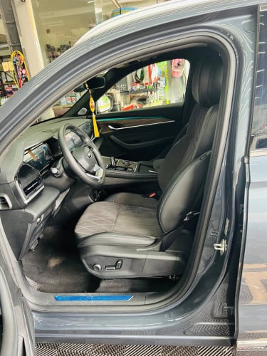 GEELY MONJARO