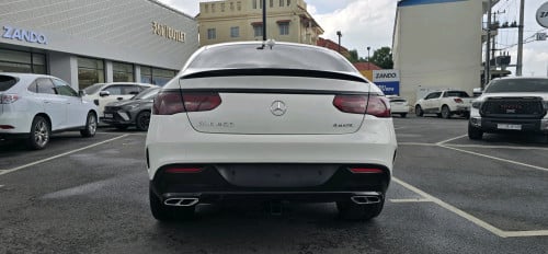 GLE.43 AMG FULL-OPTION FOR SALE ON SPECIAL PRICE