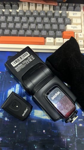 Godox flash 48$ 99%