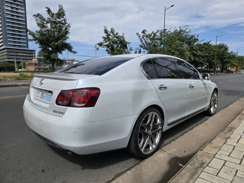 Gs 300 Full options (ប៉ុង2)