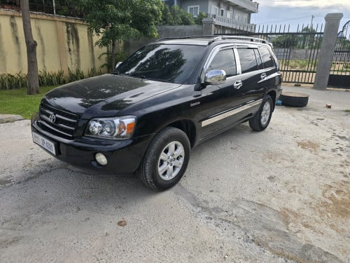 Highlander 02 full ឡានស្អាត លក់