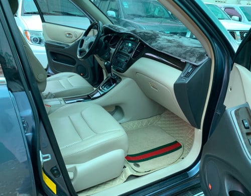 Highlander 03 ប៉ុង1 V6