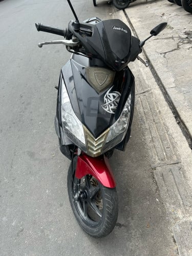 Honda air bl ade 110cc មានពន្ធ