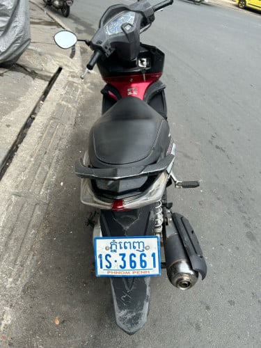 Honda air bl ade 110cc មានពន្ធ