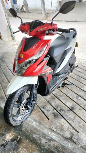 Honda beat 019 មានពន្ធកាតគ្រី