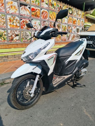 Honda click 2016 980$