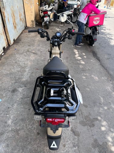 Honda CT125 ជប៉ុនឆ្នាំ2022 ក្រដាស់ពន្ធ