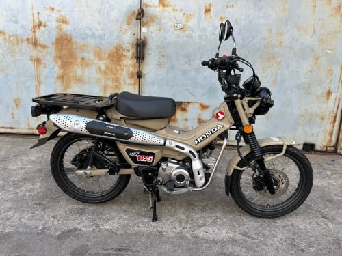 Honda CT125 ជប៉ុនឆ្នាំ2022 ក្រដាស់ពន្ធ