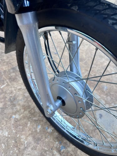 honda dream 019មានពន្ធត្រឹមត្រូវ ម៉ាស៊ីនស្អាត ជិះស្រួល ប្រព័ន្ធភ្លេីងគ្រប់ 1250$ដាច់ហេីយបាទ