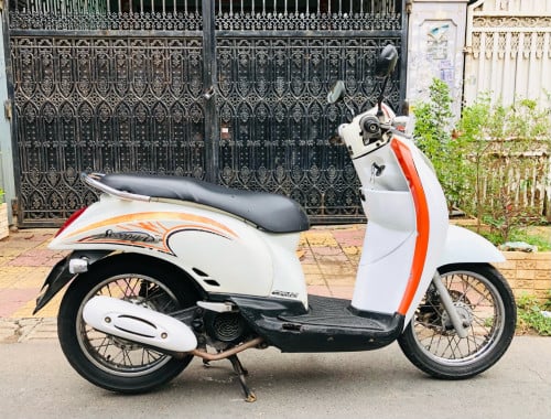 HONDA SCOOPY-1（490$,year2012,power109cc,product of japan)have id card 🪪