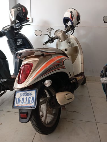 Honda scoopy 2012