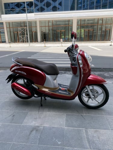 Honda scoopy 2013