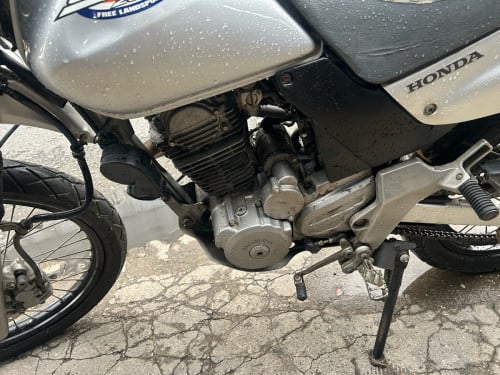 Honda SL 230cc មានពន្ធ