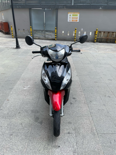 Honda Vsion125cc 2016 New98%មានពន្ធកាតគ្រីស្លាកលេខ