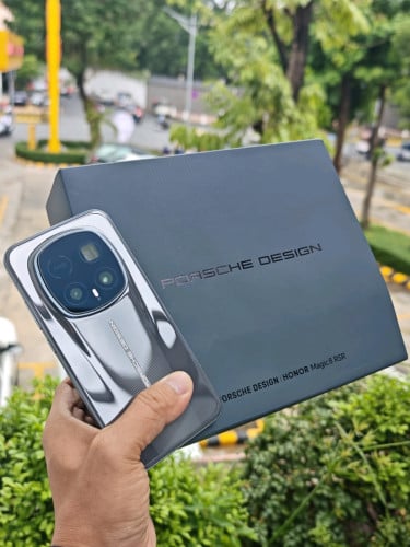 Honor Magic8RSR Porsche Design