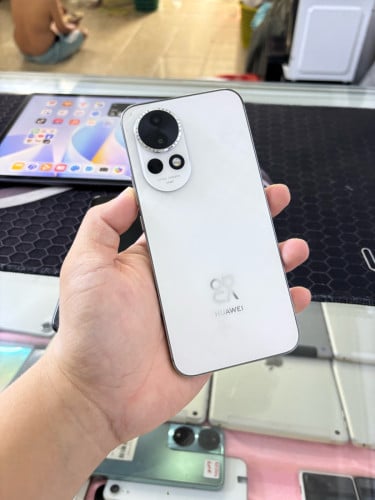 Huawei nova 13 ram 12/256G ch