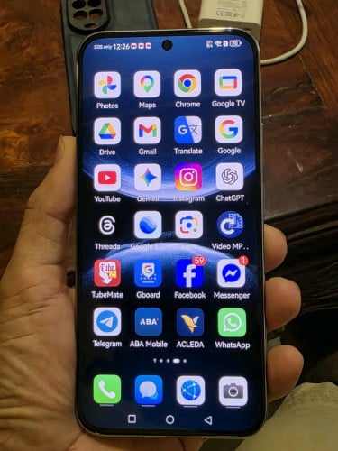 Huawei Nova 14 Ram 12G/256G របស់ក្រុមហ៊ុន នៅស្អាតដូចថ្មី 99.99% សុខភាពថ្មនៅ 100%
