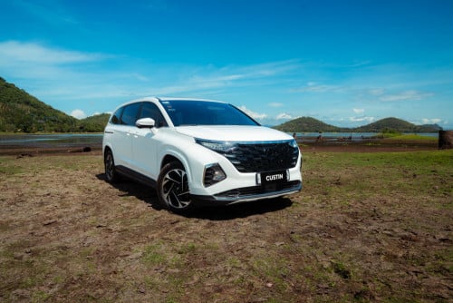 Hyundai CUSTIN