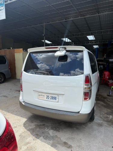 Hyundai Starex 2009