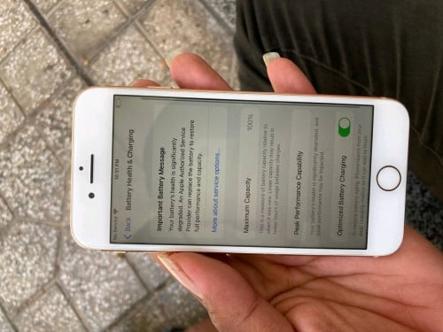 I phone 8 64G ដូរថ្មមួយគ្រប់ក្រៅពីនឹងសុីនទាំងអស់មានស្កេន