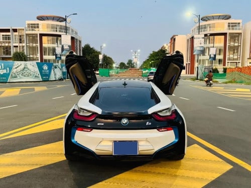 i8 2014 Full