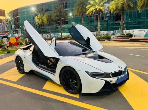 i8 2014 Full