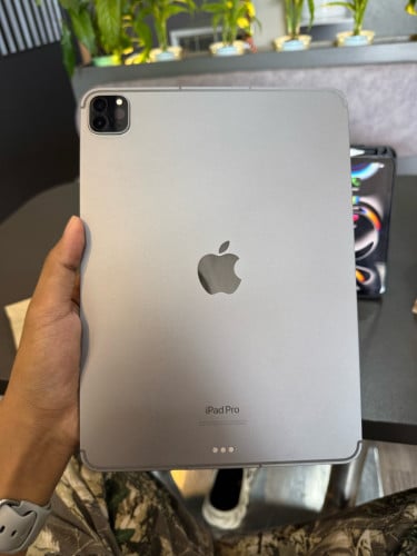 iPad Pro M2 សានុំសុិន Sim WiFi