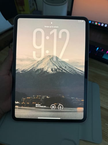 Ipad pro M4 11inch 256G Esim+wifi ចចារតម្លៃសិនបាន