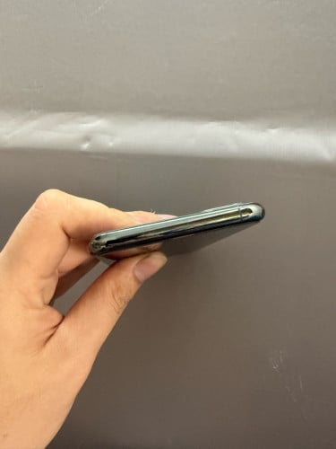 iPhone 11 Pro Max សានុំសុីនណែន