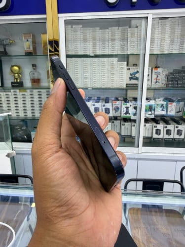 Iphone 12 សុីម2