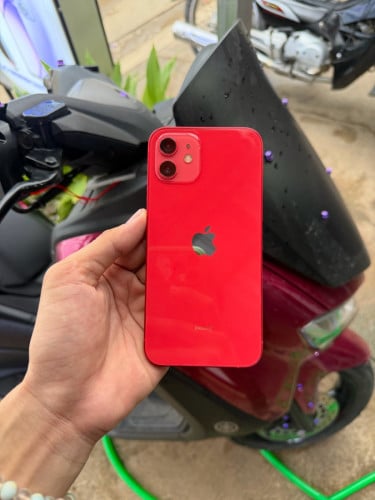 iPhone 12 LL 64G 120$